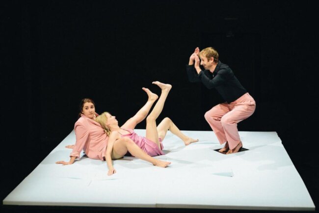 Zkaza totalniho mysleni_Divadlo na cucky_3